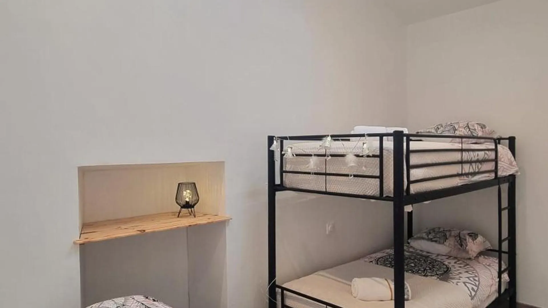 Holiday home Sejour Paisible En Gite De Charme Avec Spa En Campagne - Fr-1-496-334 Saint-Julien-Molin-Molette