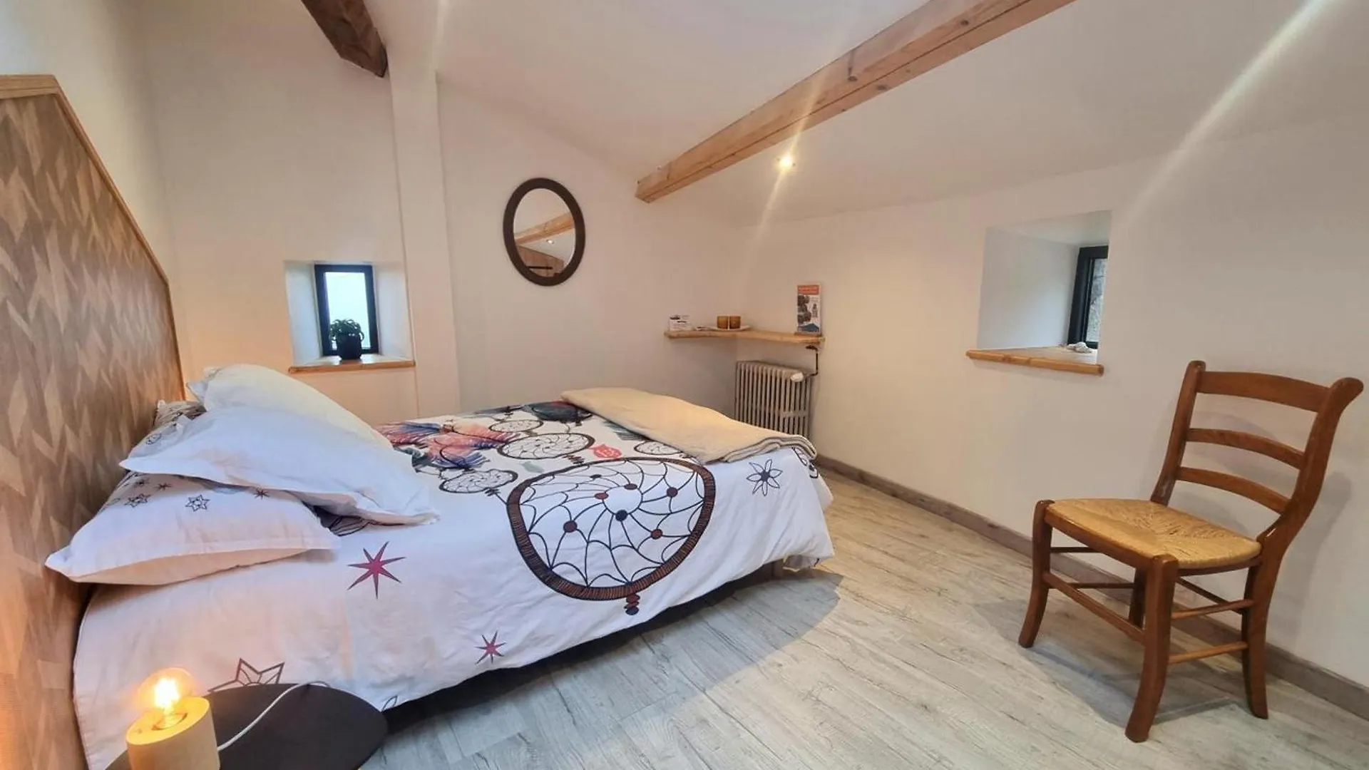 Holiday home Sejour Paisible En Gite De Charme Avec Spa En Campagne - Fr-1-496-334 Saint-Julien-Molin-Molette