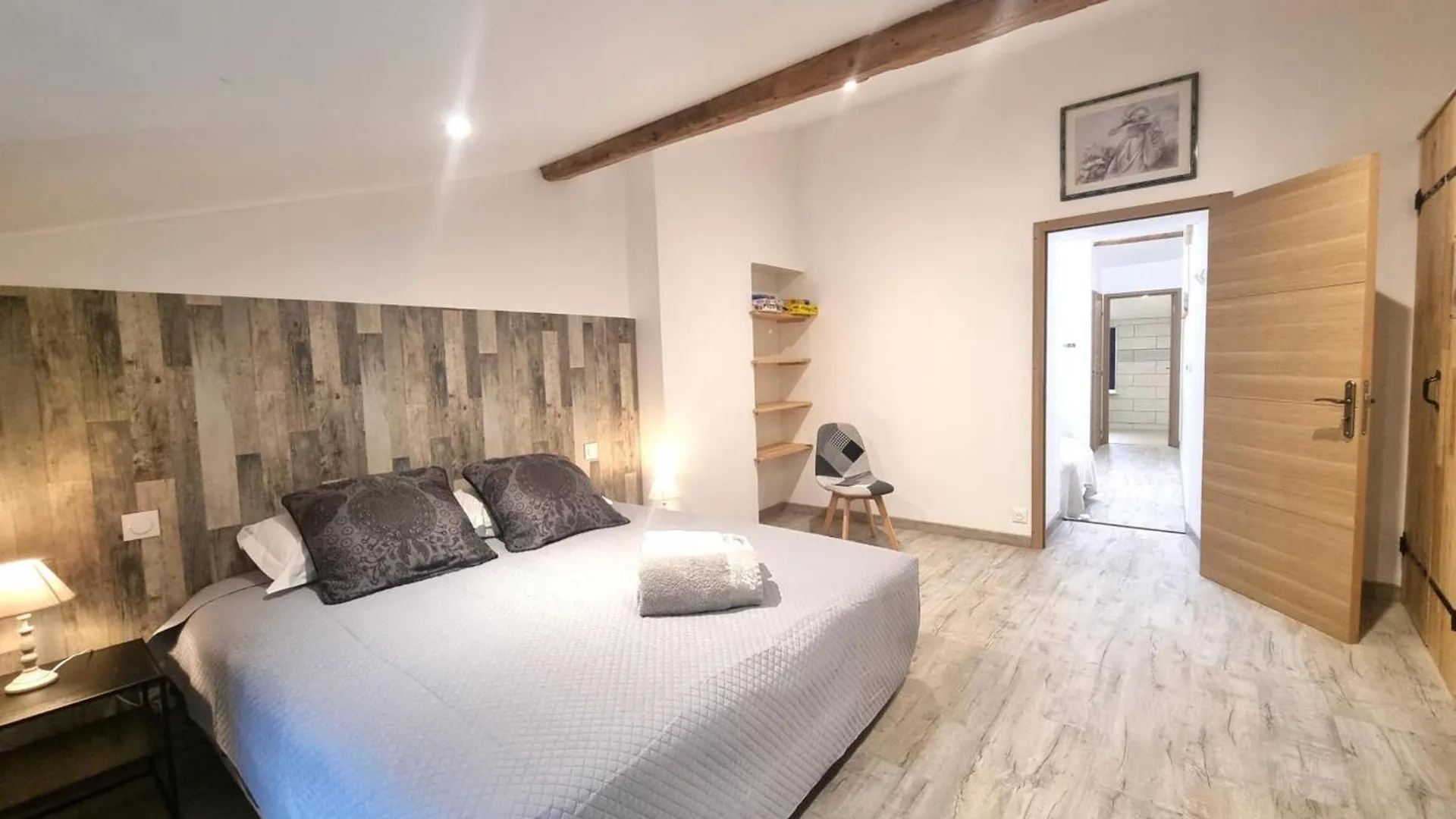 Holiday home Sejour Paisible En Gite De Charme Avec Spa En Campagne - Fr-1-496-334 Saint-Julien-Molin-Molette